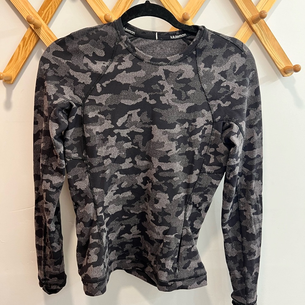 Lululemon Pullover